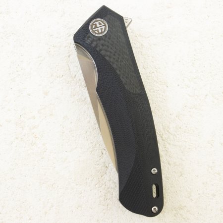 Нож Petrified Fish Pub, D2, Satin, Carbon Fiber/G10  Handle, PF838CS Нож Petrified Fish Pub, D2, Satin, Carbon Fiber/G10  Handle, PF838CS
